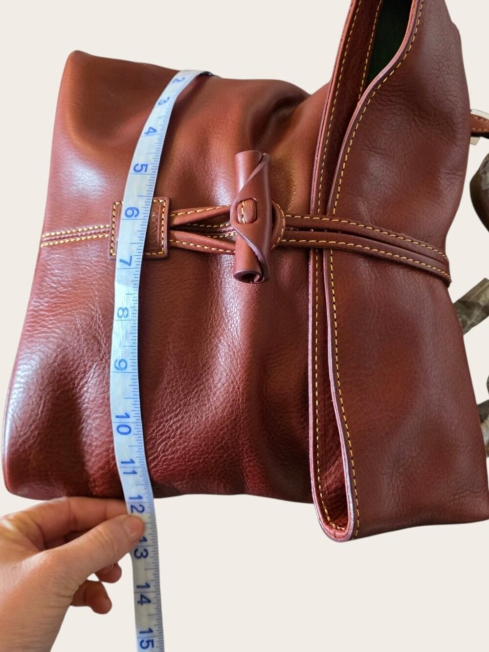 Medium Toggle Crossbody Chestnut Italian Leather - Picture 11 of 16